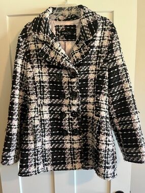rue21 Black, White & Pale Pink Tweed Peacoat